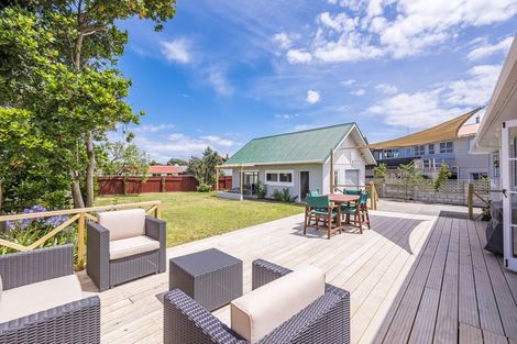 Photo of property in 60 Te Kupe Road, Paraparaumu Beach, Paraparaumu, 5032