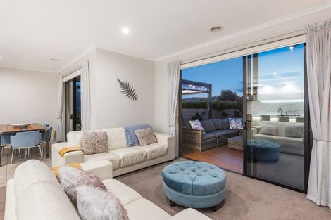 Photo of property in 6 Taranui Way, Paraparaumu Beach, Paraparaumu, 5032