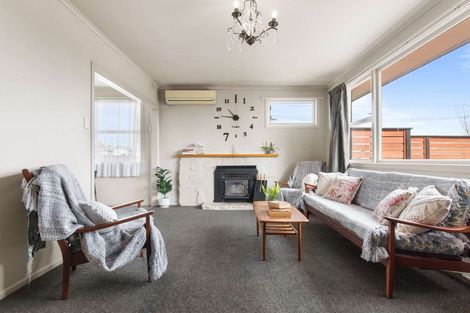 Photo of property in 15 Sunrise Avenue, Owhata, Rotorua, 3010