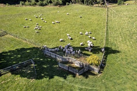 Photo of property in 1182 Opaki Kaiparoro Road, Mauriceville, Masterton, 5882