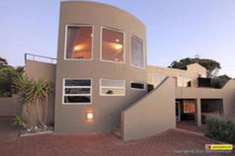 Photo of property in 49-49a The Esplanade, Raumati South, Paraparaumu, 5032