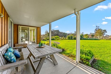 Photo of property in 87 M Greenwood Road, Leigh, 0972