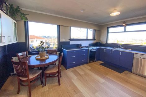 Photo of property in 1 Maud Street, Gore, 9710