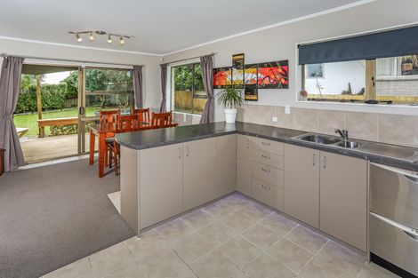 Photo of property in 15 Harrisville Road, Tuakau, 2121