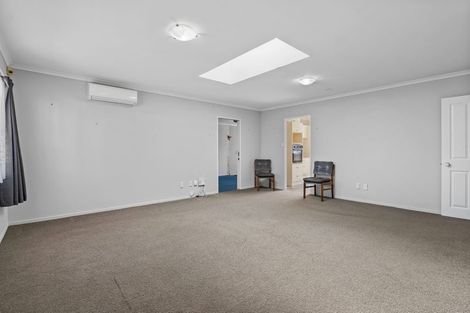 Photo of property in 1 Dunbarton Drive, Ranui, Auckland, 0612