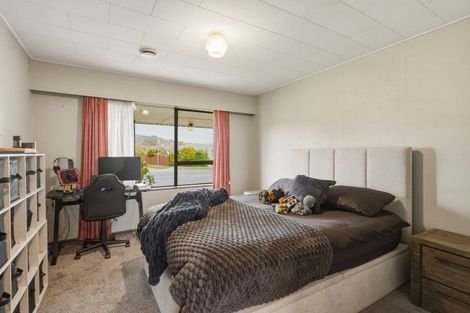 Photo of property in 17 Wickliffe Street, Mosgiel, 9024