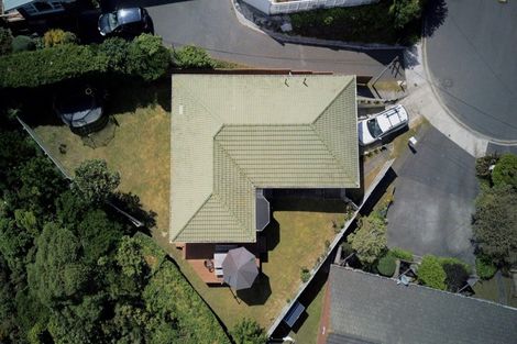 Photo of property in 18 Baffin Grove, Kingston, Wellington, 6021