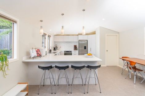 Photo of property in 23 Doris Gordon Crescent, Crofton Downs, Wellington, 6035