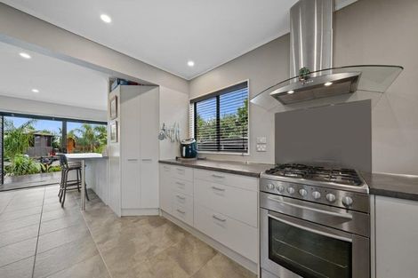 Photo of property in 27 Chums Road, Paraparaumu Beach, Paraparaumu, 5032