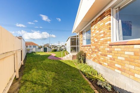 Photo of property in 13 Nelson Street, Waitara, 4320
