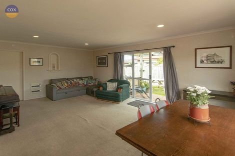 Photo of property in 3/4a Lee Road, Taradale, Napier, 4112