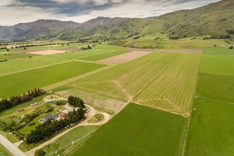 Photo of property in 180 Gladstone Road, Lake Hawea, Wanaka, 9382