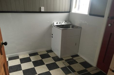 Photo of property in 32 Rangiora Avenue, Roslyn, Palmerston North, 4414