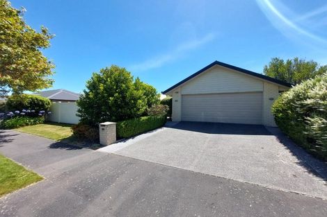 Photo of property in 25 Handley Crescent, Wigram, Christchurch, 8042