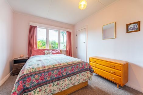 Photo of property in 6 Hughes Street, Waimate, 7924