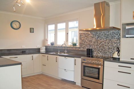 Photo of property in 26 Oban Street, Holmes Hill, Oamaru, 9401