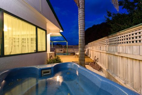 Photo of property in 51 Fairview Place, Te Puke, 3119