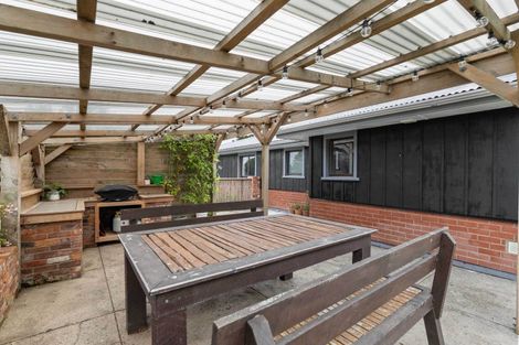 Photo of property in 8 Clearview Road, Lepperton, New Plymouth, 4373