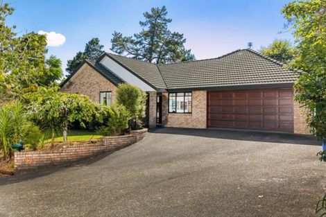 Photo of property in 29 Almond Grove, Greenhithe, Auckland, 0632