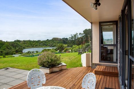 Photo of property in 11 Ash Place, Whalers Gate, New Plymouth, 4310