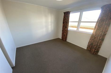 Photo of property in 2/411 Mount Albert Road, Mount Roskill, Auckland, 1041