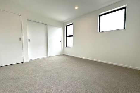 Photo of property in 39 Travis View Drive, Fairview Heights, Auckland, 0632