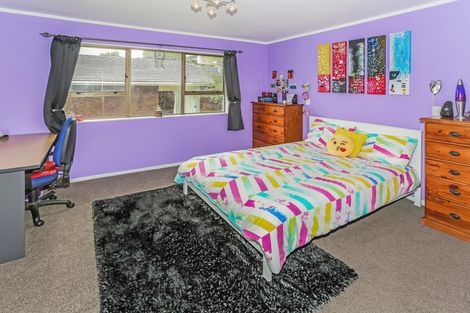 Photo of property in 15 Harrisville Road, Tuakau, 2121