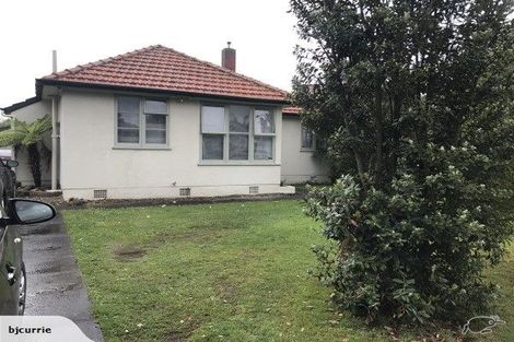 Photo of property in 8 Belfast Place, Roslyn, Palmerston North, 4414