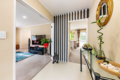 Photo of property in 147 Millhouse Drive, Golflands, Auckland, 2013