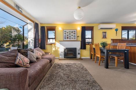 Photo of property in 4 Pacific Road, North New Brighton, Christchurch, 8083