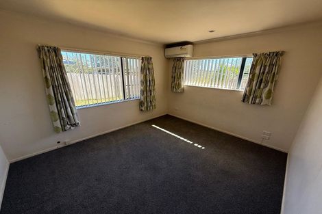 Photo of property in 4 Cotton Place, Opaheke, Papakura, 2113
