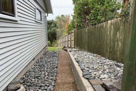 Photo of property in 41 Forrest Hill Road, Milford, Auckland, 0620