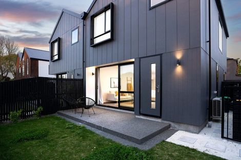 Photo of property in 62 Cleveland Street, Edgeware, Christchurch, 8013