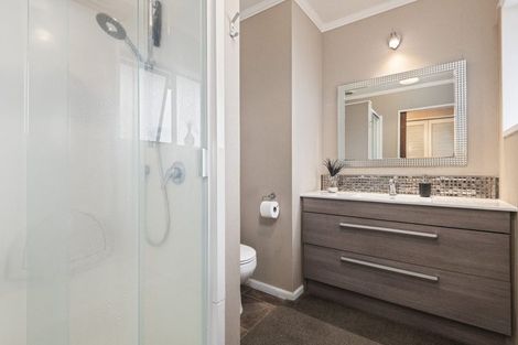 Photo of property in 19 Park View Avenue, Feilding, 4702