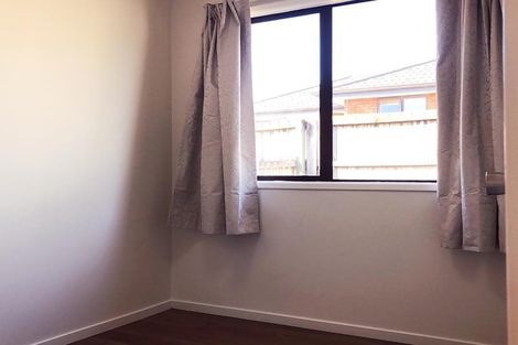 Photo of property in 142 Solar Road, Glen Eden, Auckland, 0602