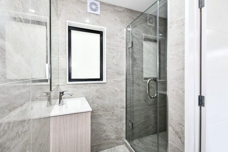 Photo of property in 115b Russell Road, Manurewa, Auckland, 2102