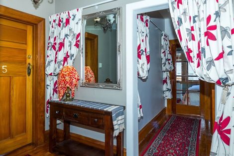 Photo of property in 5 Campbell Street, Geraldine, 7930