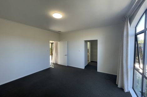 Photo of property in 1 Pepperdine Place, Albany, Auckland, 0632