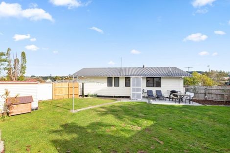 Photo of property in 5 Crystal Place, Pukehangi, Rotorua, 3015
