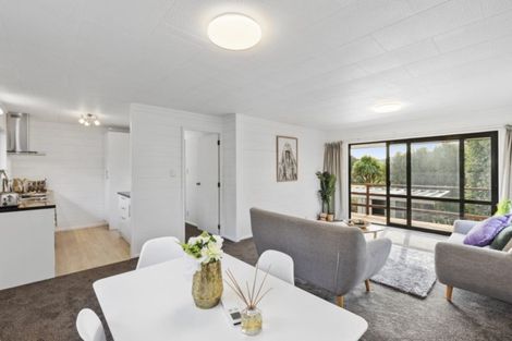 Photo of property in 14b Fenchurch Grove, Stokes Valley, Lower Hutt, 5019