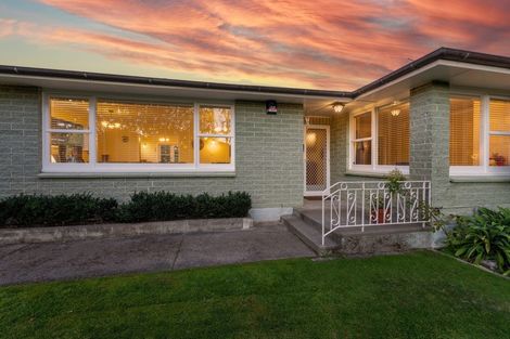 Photo of property in 5 Leybourne Avenue, Waikanae, 5036