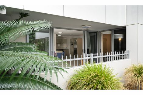 Photo of property in 36 Victoria Road, Mount Maunganui, 3116