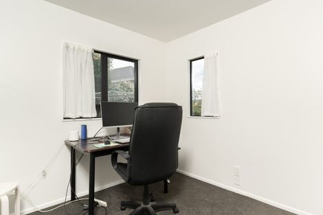 Photo of property in 4 Waverton Terrace, Churton Park, Wellington, 6037