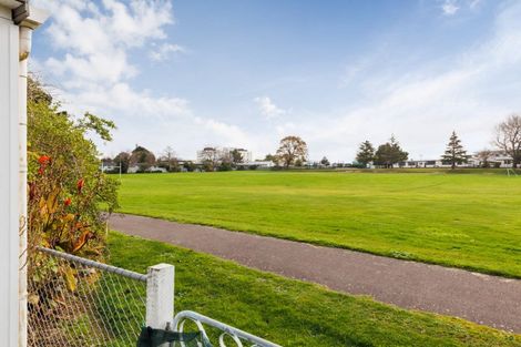 Photo of property in 1/521 Featherston Street, Roslyn, Palmerston North, 4414