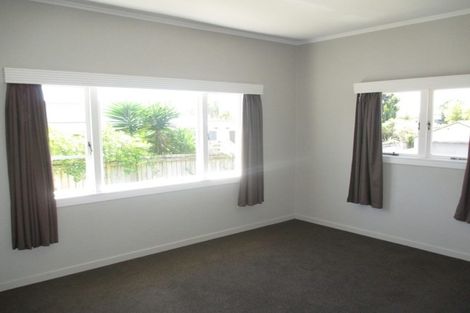 Photo of property in 15 Carey Street, Maeroa, Hamilton, 3200