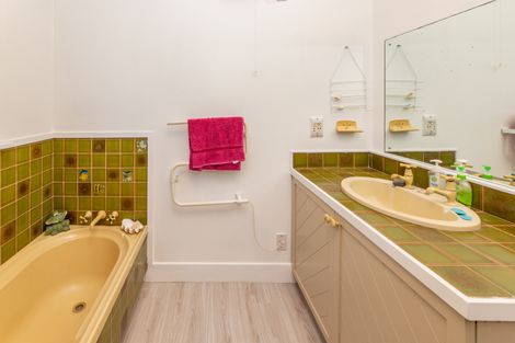 Photo of property in 23 Estuary Road, New Brighton, Christchurch, 8061