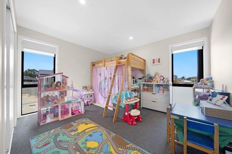 Photo of property in 640a Massey Road, Mangere, Auckland, 2022