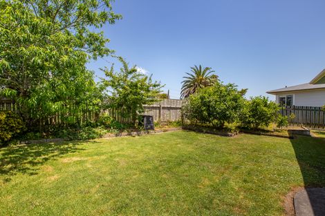 Photo of property in 8 Bellevue Avenue, Wellsford, 0900