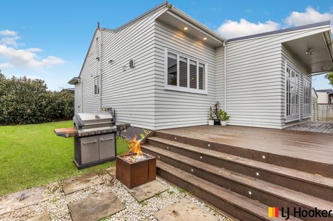 Photo of property in 49d Martyn Street, Waiuku, 2123