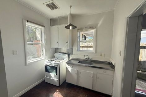 Photo of property in 4a/8 Howard Street, Mount Cook, Wellington, 6021